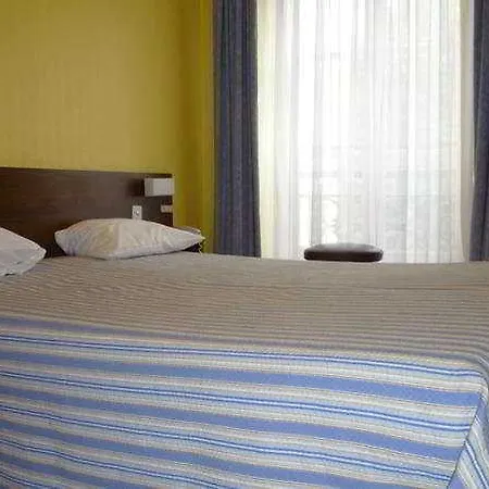 Central Hotel Hotel 3*